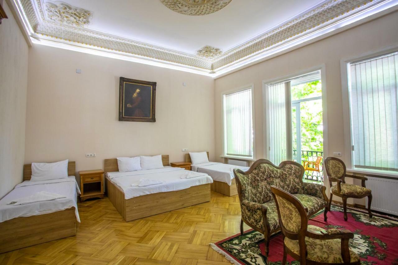 Hotel Veneto クタイシ エクステリア 写真
