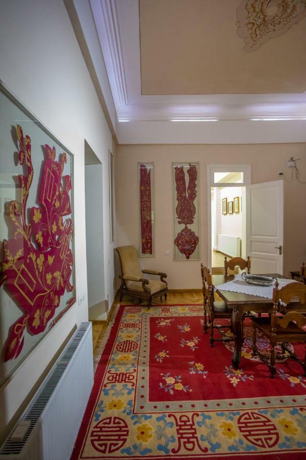 Hotel Veneto クタイシ エクステリア 写真