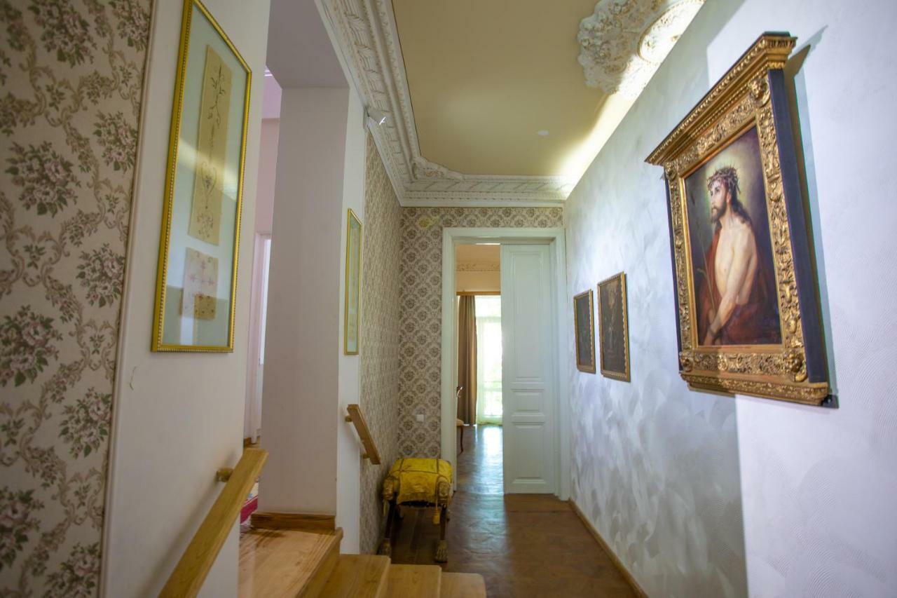 Hotel Veneto クタイシ エクステリア 写真