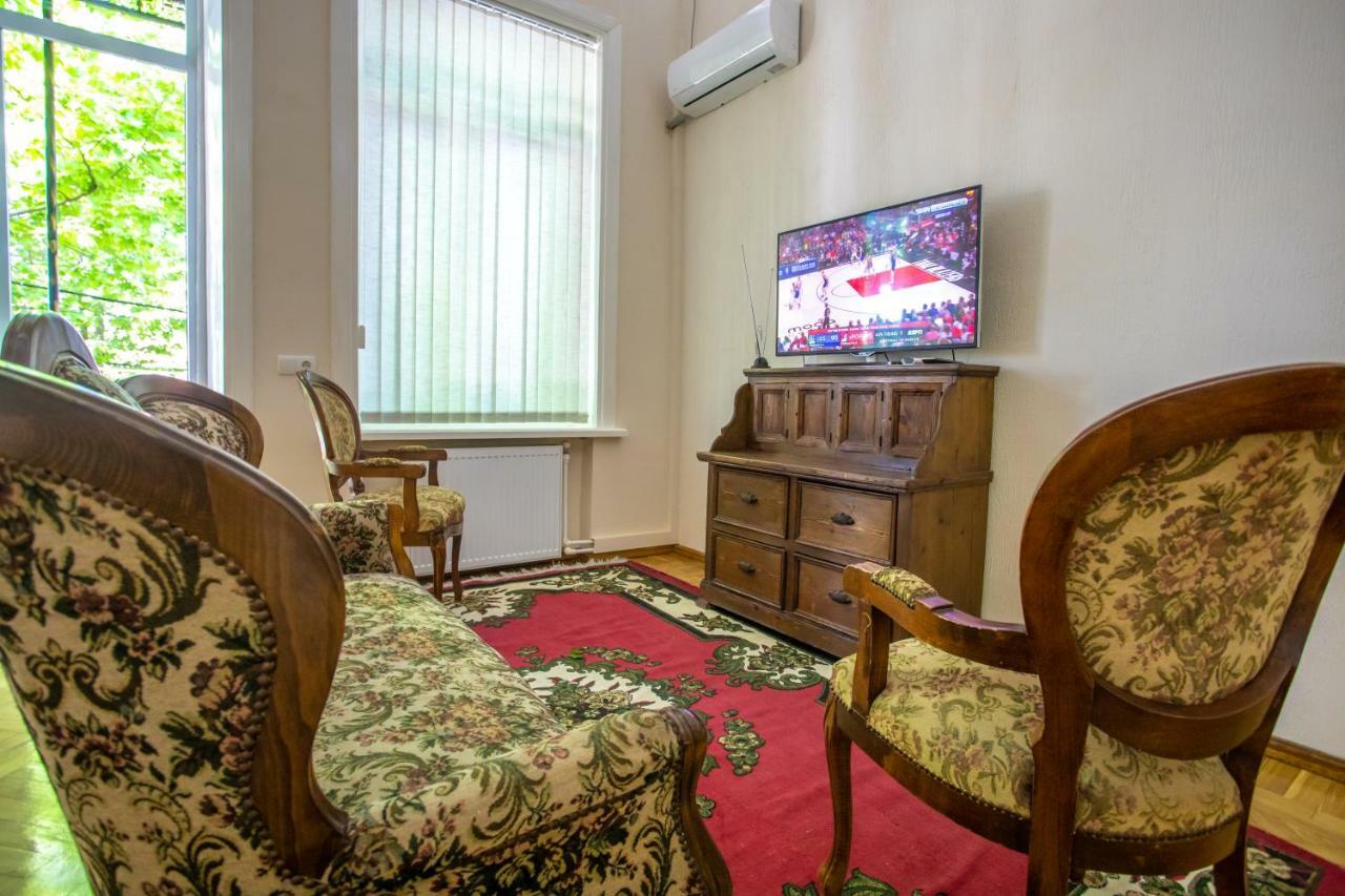Hotel Veneto クタイシ エクステリア 写真